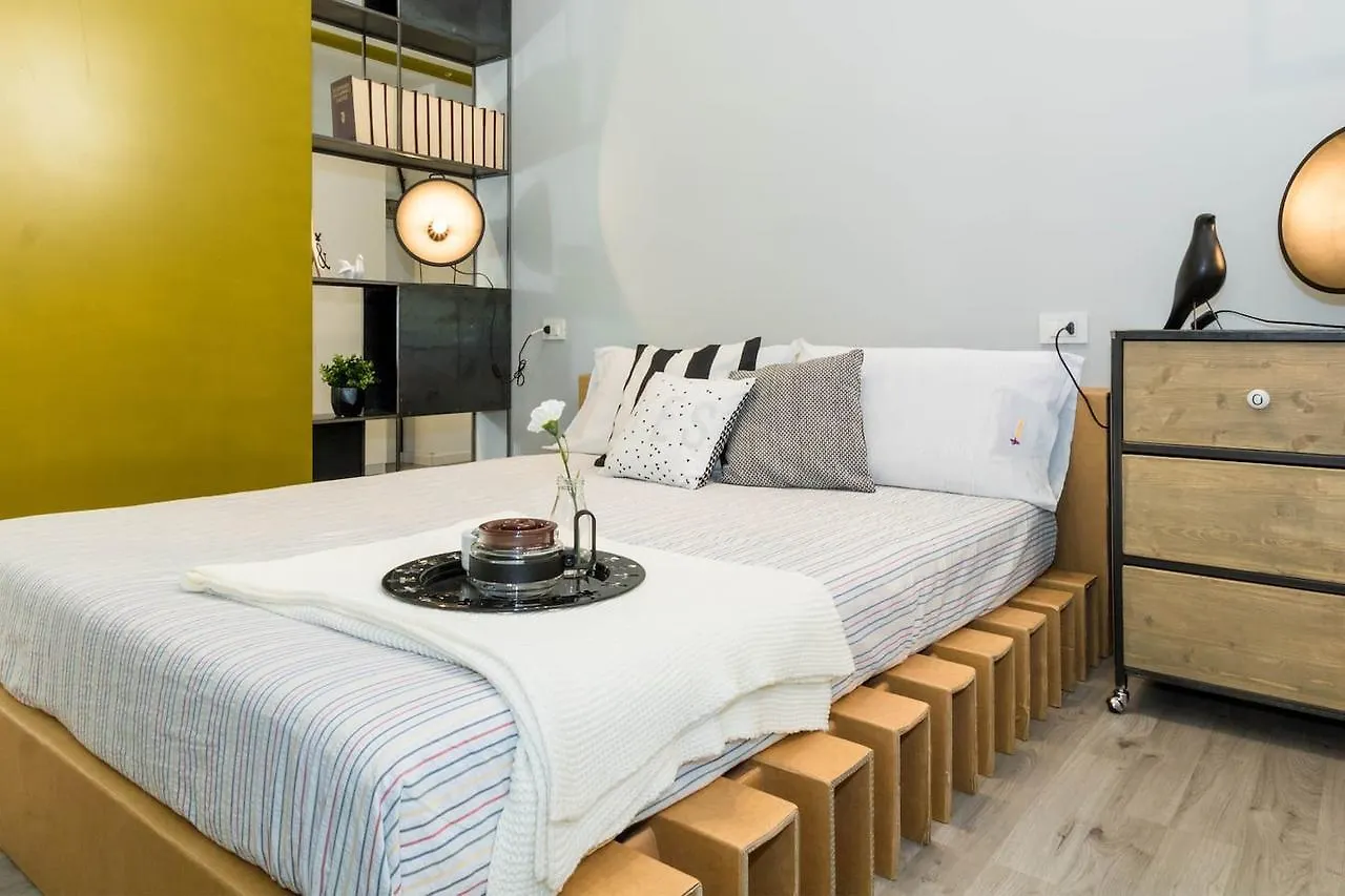 Joivy Exclusive Apt For 4 In Navigli Near Parks Mailand Apartment
