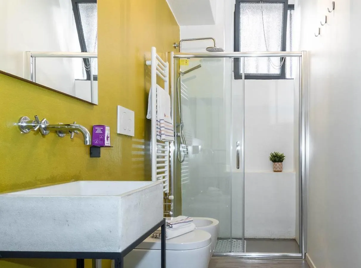 Joivy Exclusive Apt For 4 In Navigli Near Parks Mailand